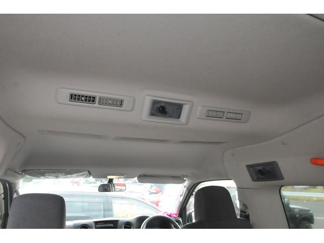 ＮＶ３５０キャラバンバン チェアキャブ／車いす移動車／１０人乗／４ＷＤ／法人１オーナー　修復歴無し／医療法人１オーナー／車いす全自動リフター／切替４ＷＤ／車いす固定装置２基／２．５ディーゼルターボ／バックカメラ／オートステップ／リヤヒーター／キーレス／フォグランプ／ＬＤＦ－ＣＷ８Ｅ２６／（54枚目）