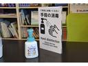 ２．４Ｘ　現状販売／現状渡し／４ＷＤ／後期型／両側パワスラ／地デジナビ／バックカメラ／クラッツィオ革調カバー／ステアリングスイッチ／純正アルミ／ＥＴＣ／８人乗／切替式４ＷＤ／パークセンサー／キーレス（13枚目）