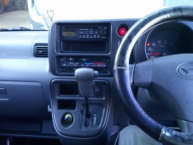 ハイゼットカーゴ デッキバン　４ＷＤ　ＡＴ（16枚目）