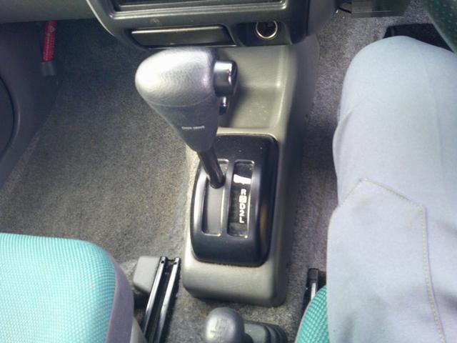 ジムニー ランドベンチャー 4WD AT(15枚目)