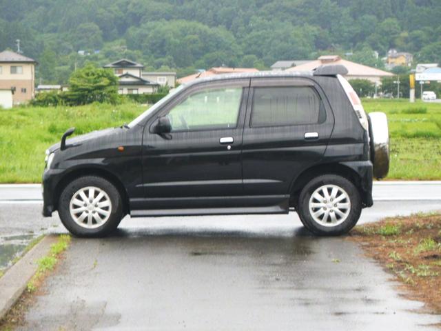 テリオスキッド カスタムL 4WD 5F ターボ(4枚目)