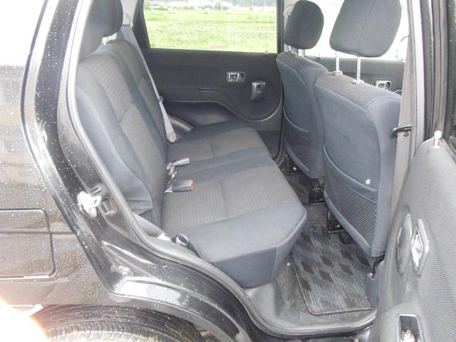 テリオスキッド カスタムL 4WD 5F ターボ(9枚目)