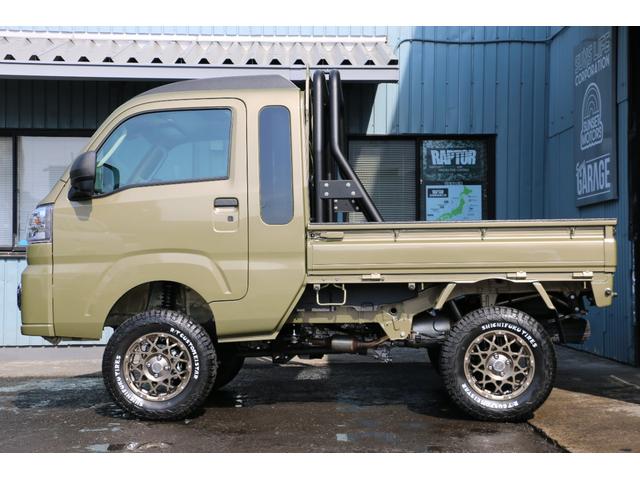 ジャンボエクストラ　新車コンプリート　ＲＡＰＴＯＲ施工　新品４インチアップ　新品ＢＲＵＴホイール　新品ＭＴタイヤ　新品ＭＡＸＬＩＮＥＲ製ベッドライナー　新品ダブルチューブロールバー　新品ブラックレザー調シートカバー(8枚目)