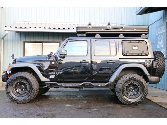 ジープ・ラングラーアンリミテッド ＪＬラングラー　サハラ　４ＷＤ　ワンオーナー　ＲＡＰＴＯＲ施工　リフトアップ　チューブフェンダー　ＫＭＣ１７インチホイール　ＹＯＫＯＨＡＭＡジオランダー３５ＭＴタイヤ　ＷＡＲＮウインチ　東京オートサロン２０２４出展車両（48枚目）