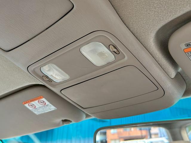 ランドクルーザー１００ ＶＸ　前期ディーゼルターボ４ＷＤ　ＫＥＥＰＳＬＡＮＴ新品リフトアップＫＩＴ新品ＭＴタイヤ＆新品純正ホイール新品ＡＲＢバンパー新品バッテリー（66枚目）
