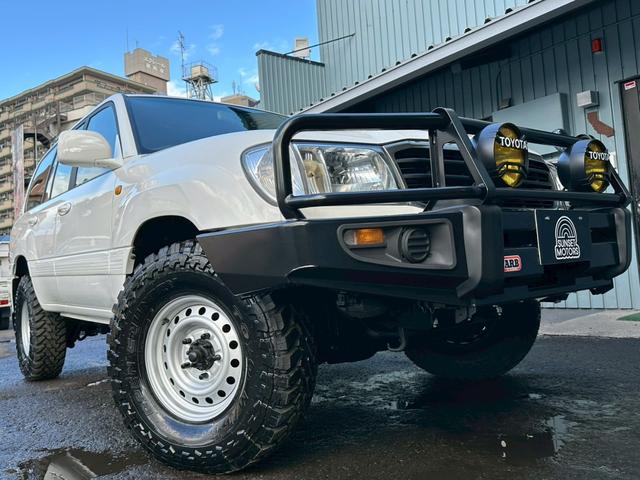 ランドクルーザー１００ ＶＸ　前期ディーゼルターボ４ＷＤ　ＫＥＥＰＳＬＡＮＴ新品リフトアップＫＩＴ新品ＭＴタイヤ＆新品純正ホイール新品ＡＲＢバンパー新品バッテリー（75枚目）