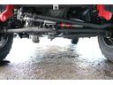 ＪＬラングラー　サハラ　４ＷＤ　ワンオーナー　ＲＡＰＴＯＲ施工　リフトアップ　チューブフェンダー　ＫＭＣ１７インチホイール　ＹＯＫＯＨＡＭＡジオランダー３５ＭＴタイヤ　ＷＡＲＮウインチ　東京オートサロン２０２４出展車両（23枚目）