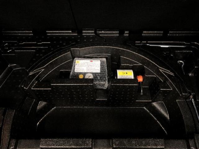 Ｃ－ＨＲ Ｇ－Ｔ　ミュージックプレイヤー接続可　バックカメラ　衝突被害軽減システム　ＬＥＤヘッドランプ　ワンオーナー　フルエアロ　記録簿（33枚目）