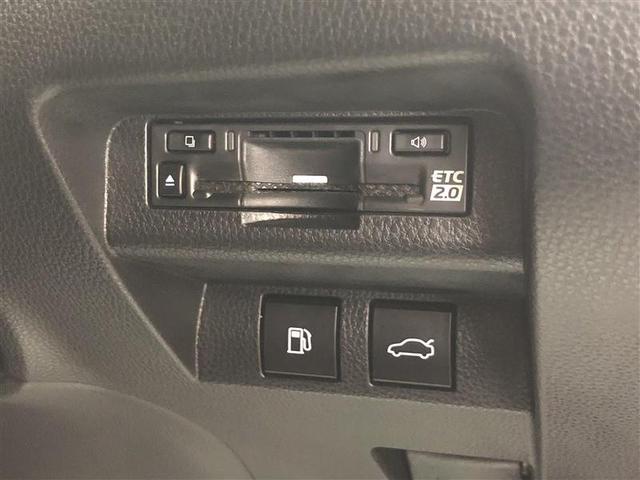 クラウンクロスオーバー Ｇ　４ＷＤ　フルセグ　メモリーナビ　ミュージックプレイヤー接続可　バックカメラ　衝突被害軽減システム　ＥＴＣ　ドラレコ　ＬＥＤヘッドランプ　ワンオーナー　記録簿　アイドリングストップ（30枚目）