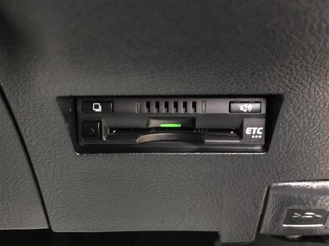 カローラフィールダー ハイブリッド　ＥＸ　ワンセグ　メモリーナビ　ミュージックプレイヤー接続可　バックカメラ　衝突被害軽減システム　ＥＴＣ　アイドリングストップ（24枚目）