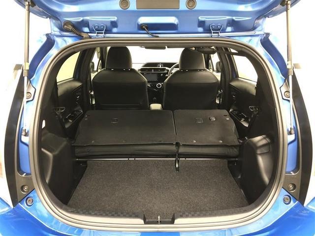 アクア Ｇ　ＧＲスポーツ・１７インチパッケージ　フルセグ　メモリーナビ　ＤＶＤ再生　ミュージックプレイヤー接続可　バックカメラ　衝突被害軽減システム　ＥＴＣ　ＬＥＤヘッドランプ　ワンオーナー　記録簿　アイドリングストップ（13枚目）