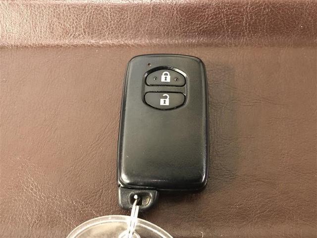 アクア Ｇ　ＧＲスポーツ・１７インチパッケージ　フルセグ　メモリーナビ　ＤＶＤ再生　ミュージックプレイヤー接続可　バックカメラ　衝突被害軽減システム　ＥＴＣ　ＬＥＤヘッドランプ　ワンオーナー　記録簿　アイドリングストップ（37枚目）