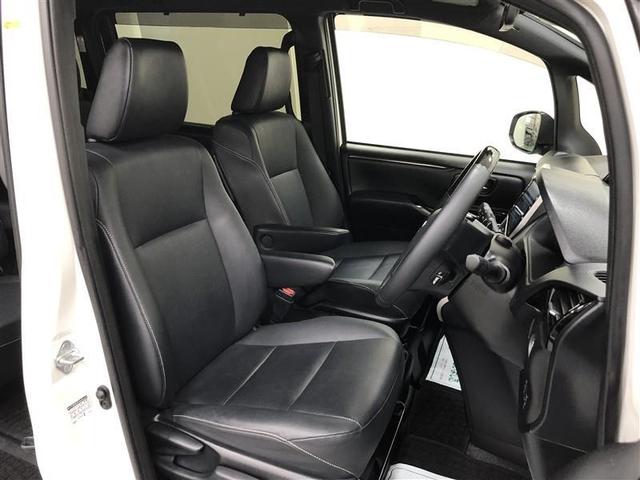 エスクァイア ハイブリッドＧｉ　フルセグ　メモリーナビ　ＤＶＤ再生　ミュージックプレイヤー接続可　後席モニター　バックカメラ　衝突被害軽減システム　ＥＴＣ　ドラレコ　両側電動スライド　ＬＥＤヘッドランプ　乗車定員７人　３列シート（11枚目）