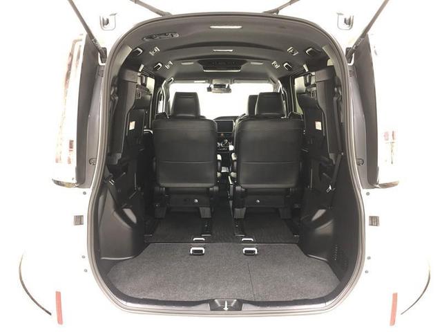 エスクァイア ハイブリッドＧｉ　フルセグ　メモリーナビ　ＤＶＤ再生　ミュージックプレイヤー接続可　後席モニター　バックカメラ　衝突被害軽減システム　ＥＴＣ　ドラレコ　両側電動スライド　ＬＥＤヘッドランプ　乗車定員７人　３列シート（15枚目）