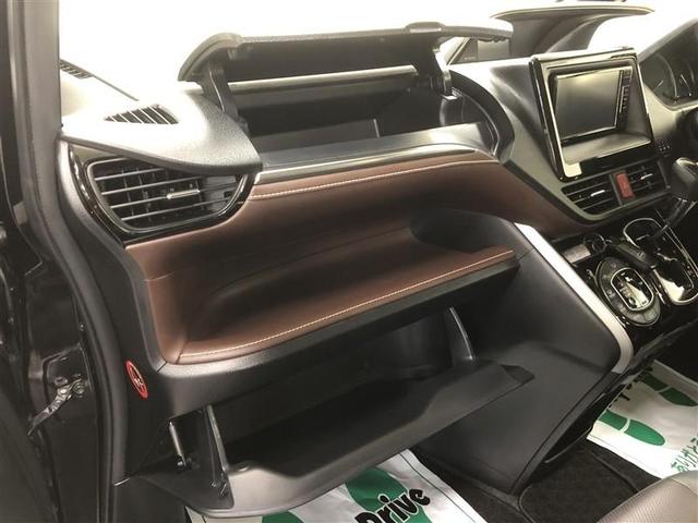 エスクァイア Gi 4WD フルセグ メモリーナビ DVD再生 ミュージックプレイヤー接続可 ETC ドラレコ 両側電動スライド LEDヘッドランプ ウオークスルー 乗車定員7人 3列シート 記録簿 アイドリングストップ(30枚目)