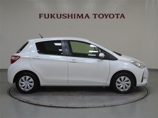 ヴィッツ Ｆ　ワンセグ　メモリーナビ　ミュージックプレイヤー接続可　バックカメラ　衝突被害軽減システム　ＥＴＣ　記録簿（3枚目）