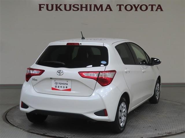 ヴィッツ Ｆ　ワンセグ　メモリーナビ　ミュージックプレイヤー接続可　バックカメラ　衝突被害軽減システム　ＥＴＣ　記録簿（4枚目）