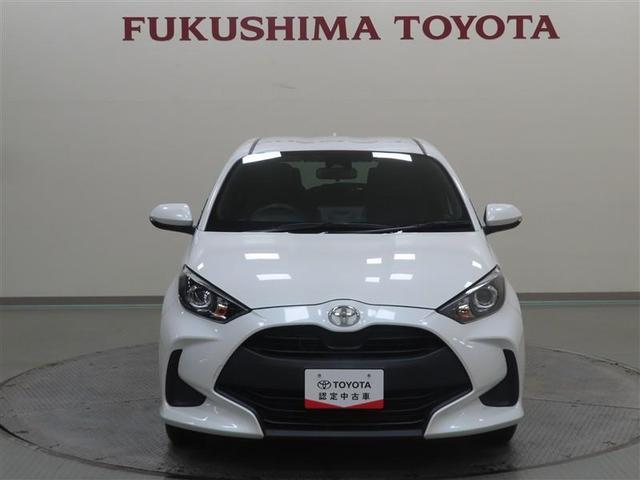 ヤリス Ｘ　４ＷＤ　メモリーナビ　ミュージックプレイヤー接続可　バックカメラ　衝突被害軽減システム　ＥＴＣ　記録簿（5枚目）