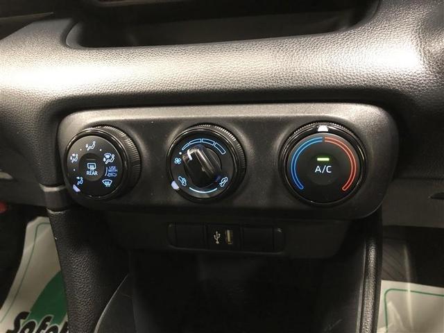 ヤリス Ｘ　４ＷＤ　メモリーナビ　ミュージックプレイヤー接続可　バックカメラ　衝突被害軽減システム　ＥＴＣ　記録簿（18枚目）