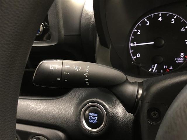 ヤリス Ｘ　４ＷＤ　メモリーナビ　ミュージックプレイヤー接続可　バックカメラ　衝突被害軽減システム　ＥＴＣ　記録簿（25枚目）