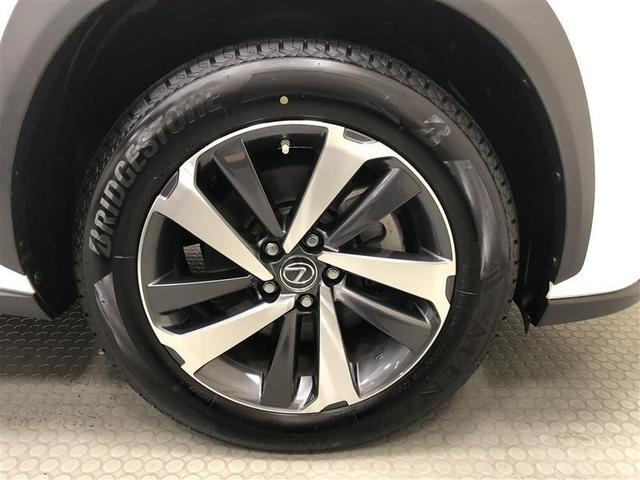 �P�V�C���`�����A���~�z�C�[���i�Q�Q�T�^�U�O�q�P�V�j�����ł��B