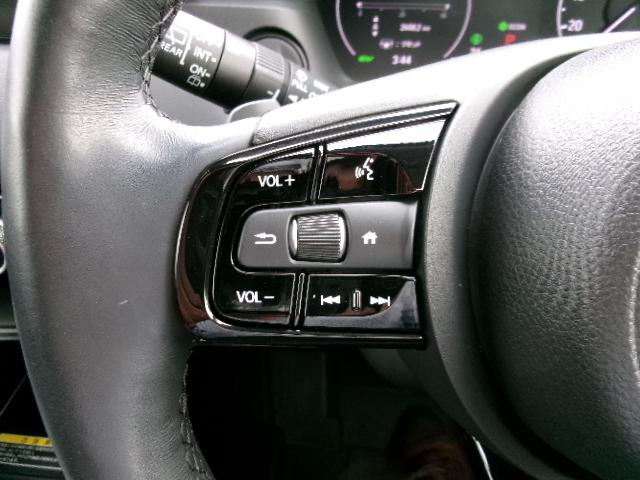 ヴェゼル ｅ：ＨＥＶ　Ｚ　ＨｏｎｄａＣＯＮＮＥＣＴディスプレイ＋ＥＴＣ２．０車載器＋ワイヤレス充電器　ブラインドスポットインフォメーション　後退出庫サポート　ハンズフリーアクセスパワーテールゲート　運転席＆助手席シートヒーター（22枚目）
