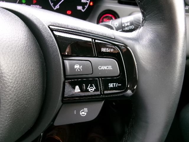 ヴェゼル ｅ：ＨＥＶ　Ｚ　ＨｏｎｄａＣＯＮＮＥＣＴディスプレイ＋ＥＴＣ２．０車載器＋ワイヤレス充電器　ブラインドスポットインフォメーション　後退出庫サポート　ハンズフリーアクセスパワーテールゲート　運転席＆助手席シートヒーター（23枚目）