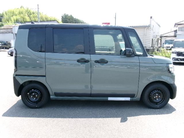 Ｎ－ＢＯＸジョイ ベースグレード　届出済未使用車　２トーン　ホンダセンシング　ＨｏｎｄａＣＯＮＮＥＣＴｆｏｒＧａｔｈｅｒｓ＋ナビ装着用スペシャルパッケージ　リア両側パワースライドドア　運転席＆助手席シートヒーター（4枚目）