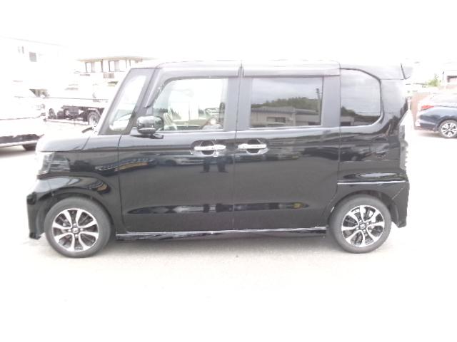 Ｎ－ＢＯＸカスタム Ｇ・Ｌホンダセンシング　ナビ装着用スペシャルパッケージ＋ＥＴＣ車載器　オートリトラミラー　プラズマクラスター技術搭載フルオートエアコ　リア左側パワースライドドア　運転席＆助手席シートヒーター　１４インチアルミホイール（5枚目）