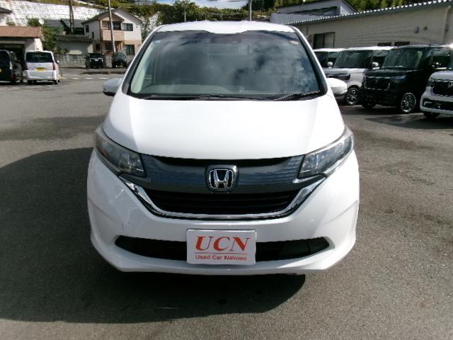 フリード Ｇ・ホンダセンシング　ナビ装着用スペシャルパッケージ＋ＥＴＣ車載器（ナビ連動）　２列目ベンチシート（７人乗り）　両側パワースライドドア　センターテーブル　コンフォートビューパッケージ（2枚目）