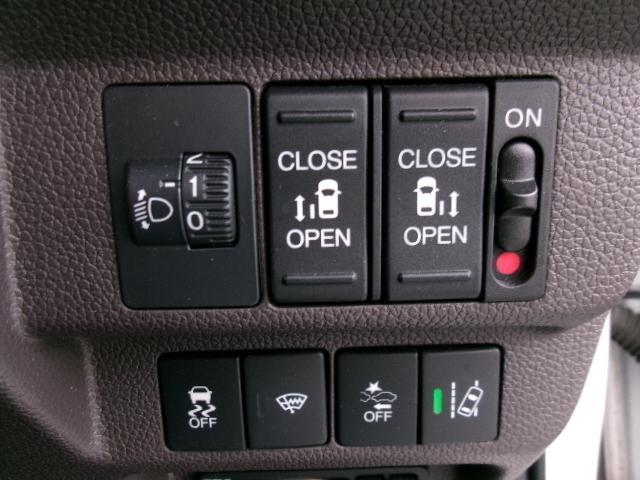 フリード Ｇ・ホンダセンシング　ナビ装着用スペシャルパッケージ＋ＥＴＣ車載器（ナビ連動）　２列目ベンチシート（７人乗り）　両側パワースライドドア　センターテーブル　コンフォートビューパッケージ（21枚目）