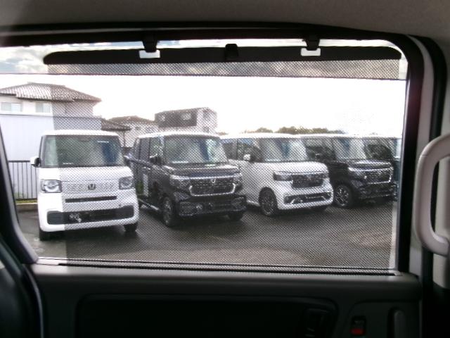 フリード Ｇ・ホンダセンシング　ナビ装着用スペシャルパッケージ＋ＥＴＣ車載器（ナビ連動）　２列目ベンチシート（７人乗り）　両側パワースライドドア　センターテーブル　コンフォートビューパッケージ（22枚目）