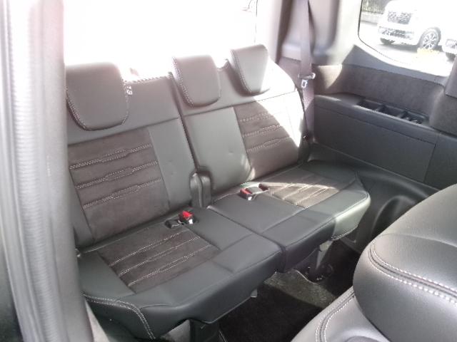 ステップワゴン e:HEVスパーダ プレミアムライン マルチビューカメラシステム ブラインドスポットインフォメーション アダプティブドライビングビーム パワーテールゲート 運転席&助手席シートヒーター トリプルゾーンコントロールフルオートエアコン(12枚目)