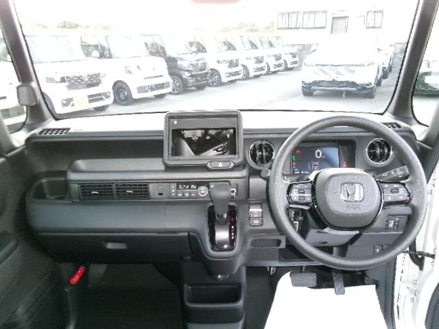 Ｎ－ＢＯＸカスタム ベースグレード　届出済未使用車　ホンダセンシング　Ｈｏｎｄａ　ＣＯＮＮＥＣＴ　ｆｏｒ　Ｇａｔｈｅｒｓ＋ナビ装着用スペシャルパッケージ　リア両側パワースライドドア　運転席＆助手席シートヒーター　オートリトラミラー（13枚目）