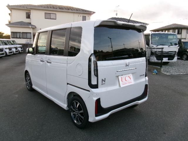 Ｎ－ＢＯＸカスタム ベースグレード　届出済未使用車　ホンダセンシング　Ｈｏｎｄａ　ＣＯＮＮＥＣＴ　ｆｏｒ　Ｇａｔｈｅｒｓ＋ナビ装着用スペシャルパッケージ　リア左側パワースライドドア　運転席＆助手席シートヒーター　オートリトラミラー（7枚目）