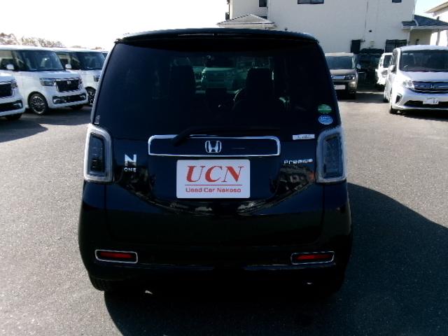 N-ONE プレミアム プライムスムースフロントシート 運転席・助手席シートヒーター 14インチアルミホイール(8枚目)
