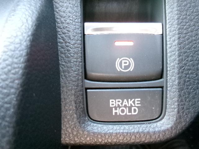 N-ONE プレミアム プライムスムースフロントシート 運転席・助手席シートヒーター 14インチアルミホイール(19枚目)