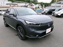 ヴェゼル ｅ：ＨＥＶ　Ｚ　ＨｏｎｄａＣＯＮＮＥＣＴディスプレイ＋ＥＴＣ２．０車載器＋ワイヤレス充電器　ブラインドスポットインフォメーション　後退出庫サポート　ハンズフリーアクセスパワーテールゲート　運転席＆助手席シートヒーター（3枚目）