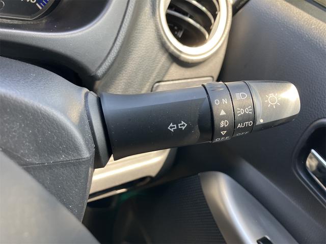 デイズ ハイウェイスター　Ｇターボ　サイドカメラ　オートライト　ＨＩＤ　スマートキー　電動格納ミラー　シートヒーター　ベンチシート　ＣＶＴ　盗難防止システム　ＡＢＳ　ＥＳＣ　Ｂｌｕｅｔｏｏｔｈ　アルミホイール　衝突安全ボディ（10枚目）