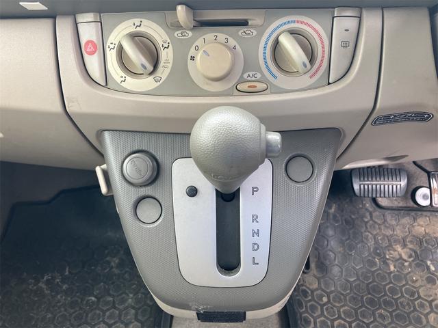 ステラ Ｌ　４ＷＤ　キーレスエントリー　ベンチシート　ＣＶＴ　盗難防止システム　ＣＤ　アルミホイール　衝突安全ボディ　エアコン　パワーステアリング　パワーウィンドウ（5枚目）