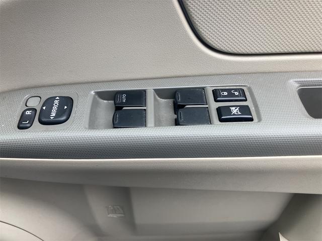 ステラ Ｌ　４ＷＤ　キーレスエントリー　ベンチシート　ＣＶＴ　盗難防止システム　ＣＤ　アルミホイール　衝突安全ボディ　エアコン　パワーステアリング　パワーウィンドウ（10枚目）