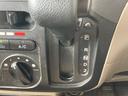 G 4WD 両側スライドドア キーレスエントリー 電動格納ミラー シートヒーター ベンチシート AT 盗難防止システム ABS CD MD アルミホイール 衝突安全ボディ エアコン パワーステアリング(10枚目)