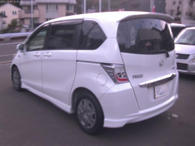 フリードハイブリッド ジャストセレクション　ナビ　両側パワスライド　バックカメラ　ＥＴＣ　クルーズコントロール（7枚目）