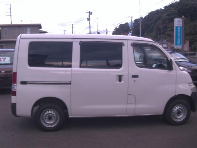 タウンエースバン 4WD ナビ バックカメラ ETC 集中ドアロック ドラレコ 切り替え4WD(4枚目)