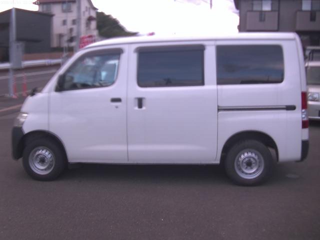 タウンエースバン 4WD ナビ バックカメラ ETC 集中ドアロック ドラレコ 切り替え4WD(8枚目)