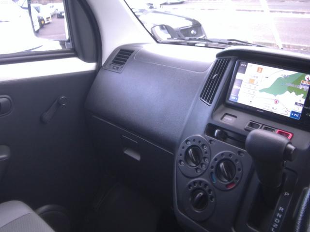 タウンエースバン 4WD ナビ バックカメラ ETC 集中ドアロック ドラレコ 切り替え4WD(12枚目)