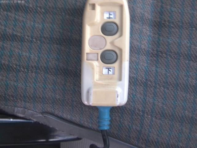 アクティトラック 　４ＷＤ　ダンプ　エアコン　パワステ（15枚目）