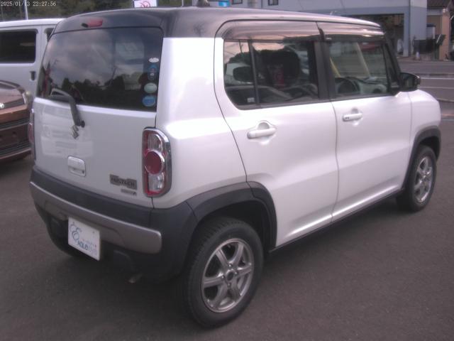 ハスラー Ｘ　４ＷＤ　ナビ　シートヒーター　プッシュスタート　セーフティサポート　２トーン　アイドリングストップ　フォグランプ　スタッドレスタイヤ（6枚目）