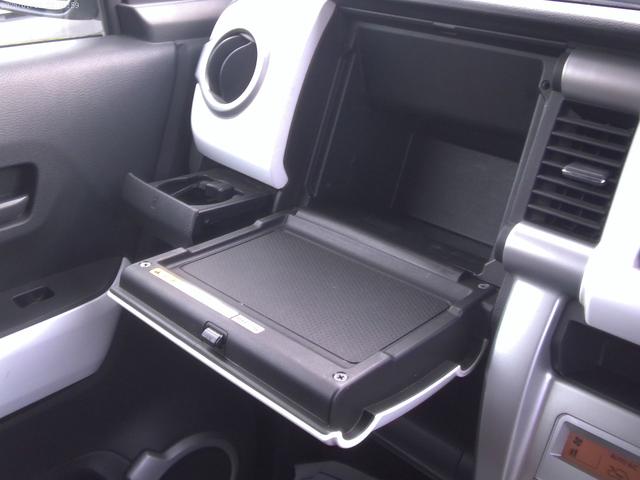 ハスラー Ｘ　４ＷＤ　ナビ　シートヒーター　プッシュスタート　セーフティサポート　２トーン　アイドリングストップ　フォグランプ　スタッドレスタイヤ（13枚目）