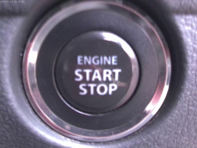 ハスラー Ｘ　４ＷＤ　ナビ　シートヒーター　プッシュスタート　セーフティサポート　２トーン　アイドリングストップ　フォグランプ　スタッドレスタイヤ（18枚目）